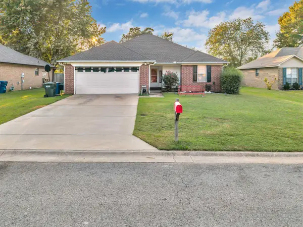 1145 Trenton Drive, Conway, AR 72034