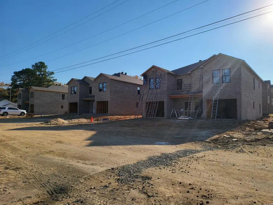 405 & 407 E Center Street, Jacksonville, AR 72076 - Image #3