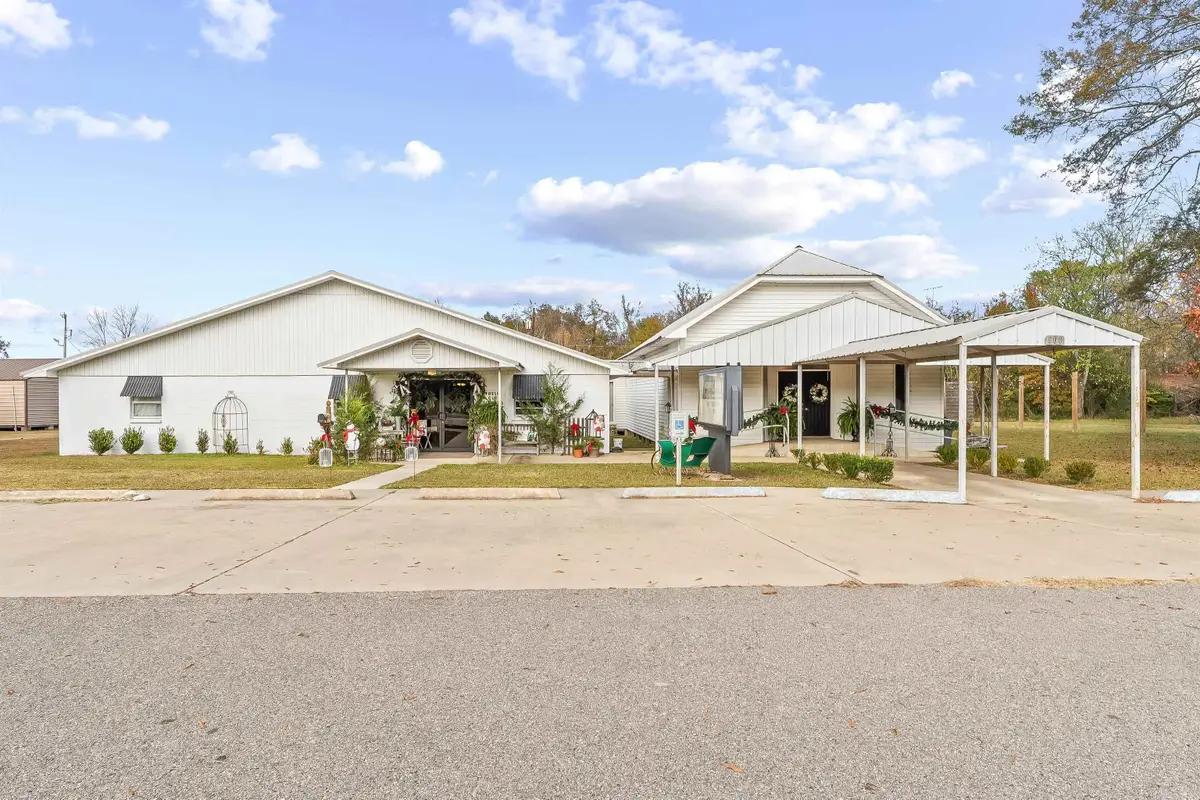 808 Broad Street, Winthrop, AR 71866 - Image #1