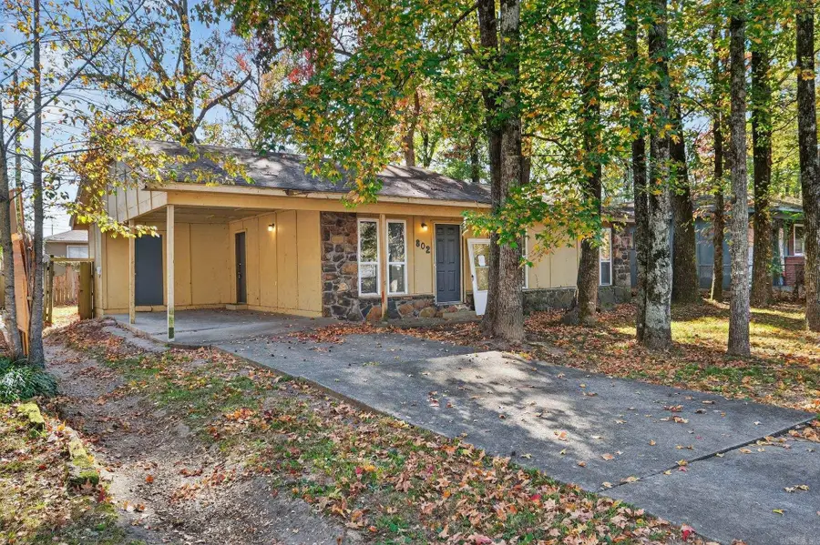 802 Towering Oaks Drive, Jacksonville, AR 72076 - Image #2