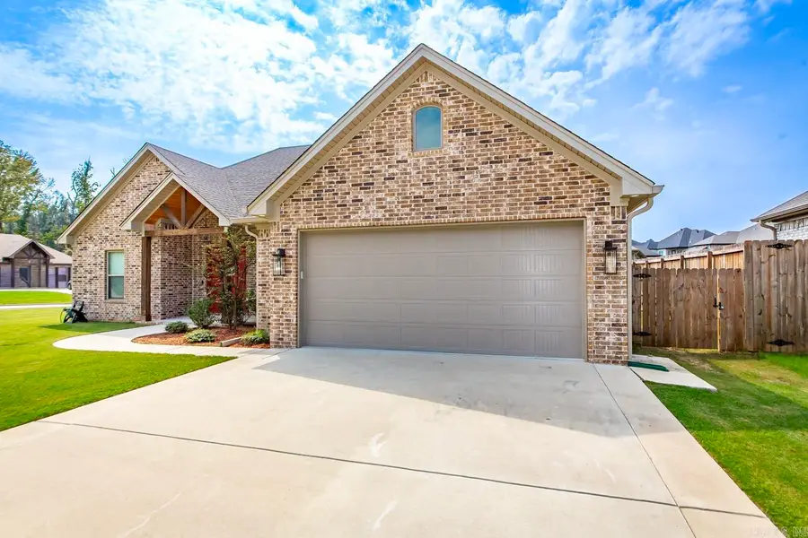 837 Oak Forest Circle, Sherwood, AR 72120 - Image #3