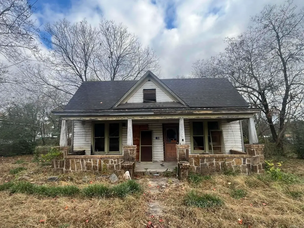 710 Eleventh St., Mena, AR 71953 - Image #1
