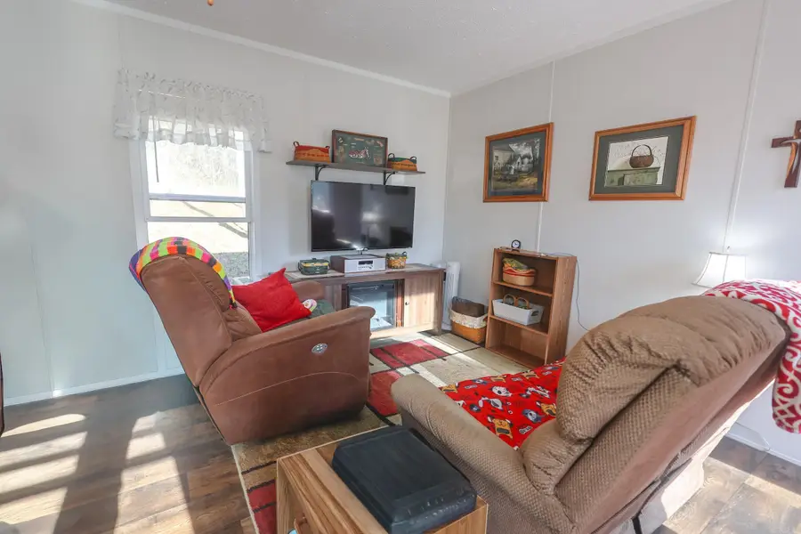 190 Waggoner Street, Norman, AR 71960 - Image #3