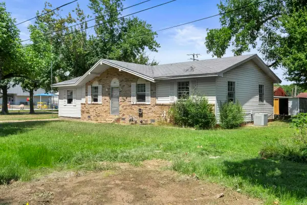 611 W Barnett Street, Kensett, AR 72082