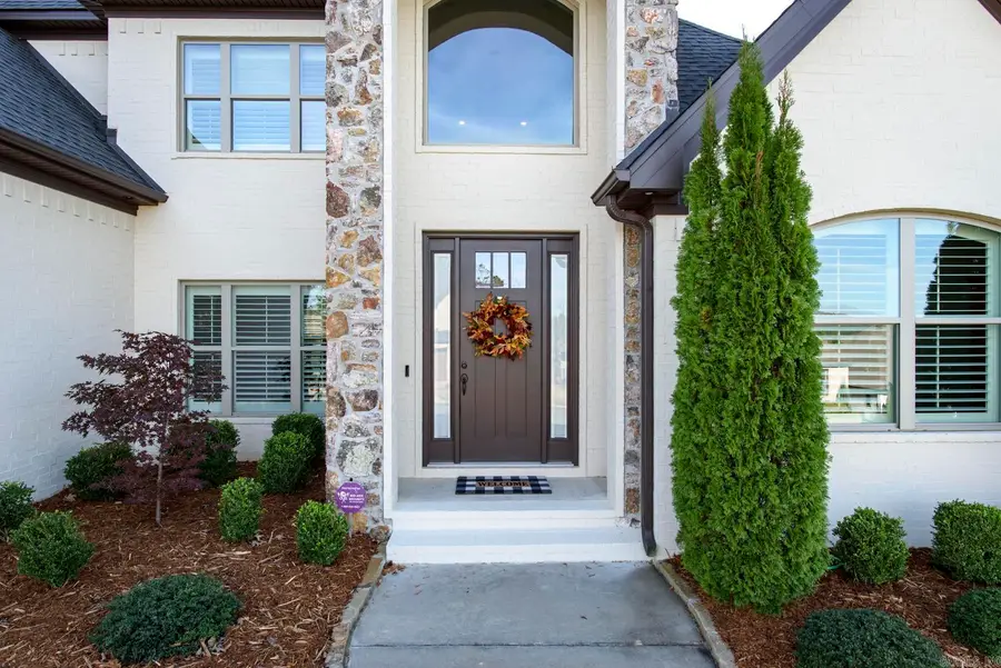 21 Rosans Ct, Little Rock, AR 72223 - Image #2