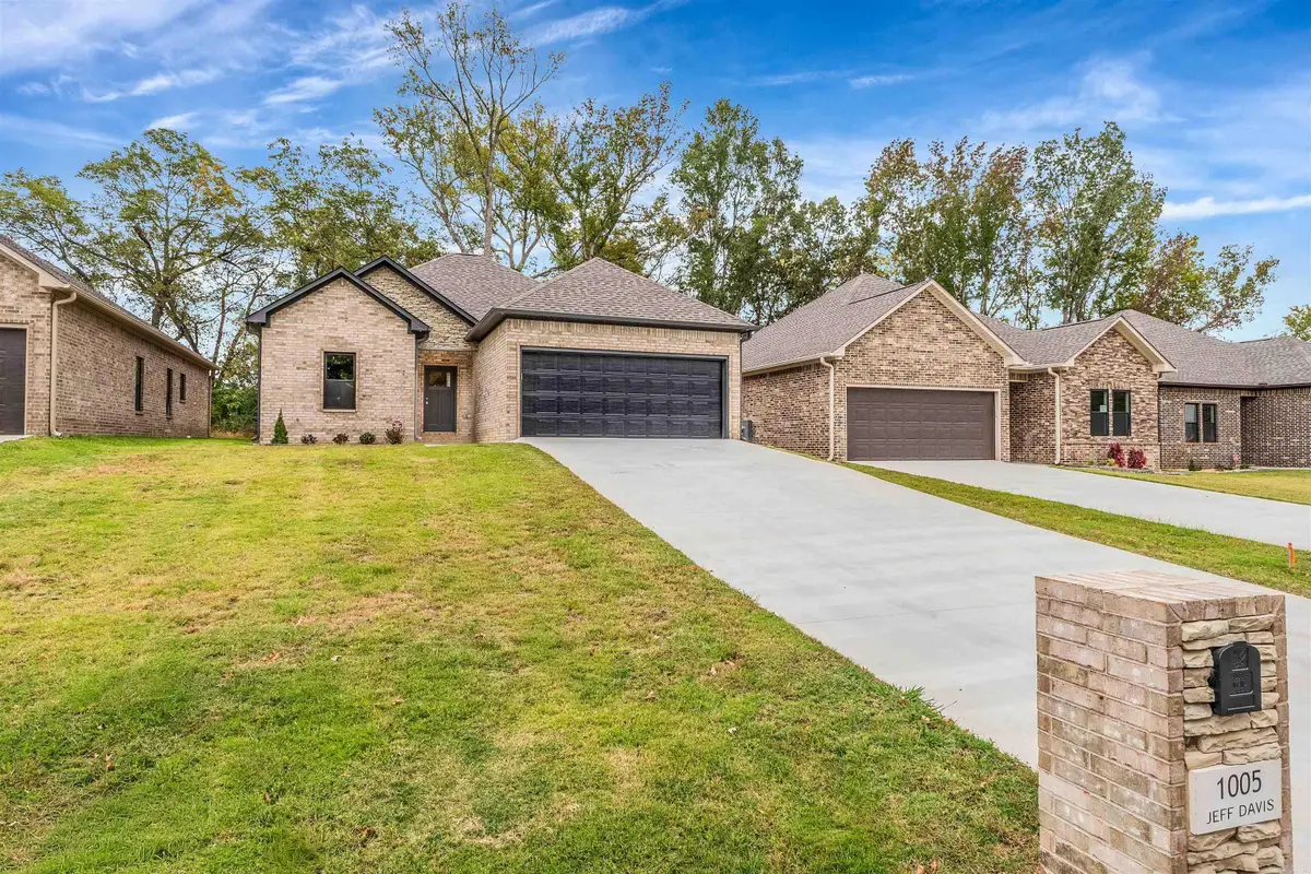 1005 N Jeff Davis Avenue, Jacksonville, AR 72076 - Image #1