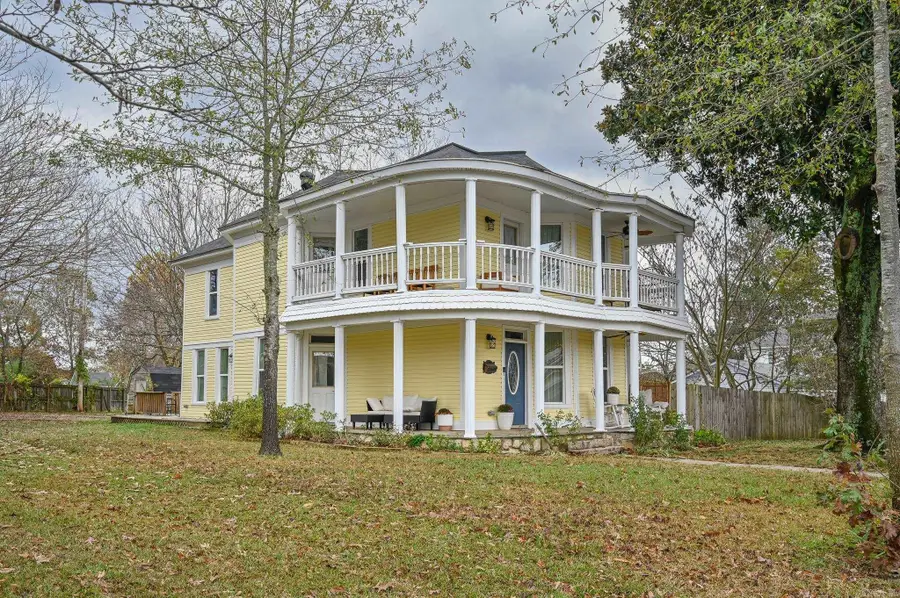 604 Tenth St., Mena, AR 71953 - Image #2