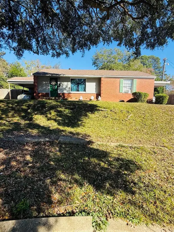 105 Reed Ave, El Dorado, AR 71730