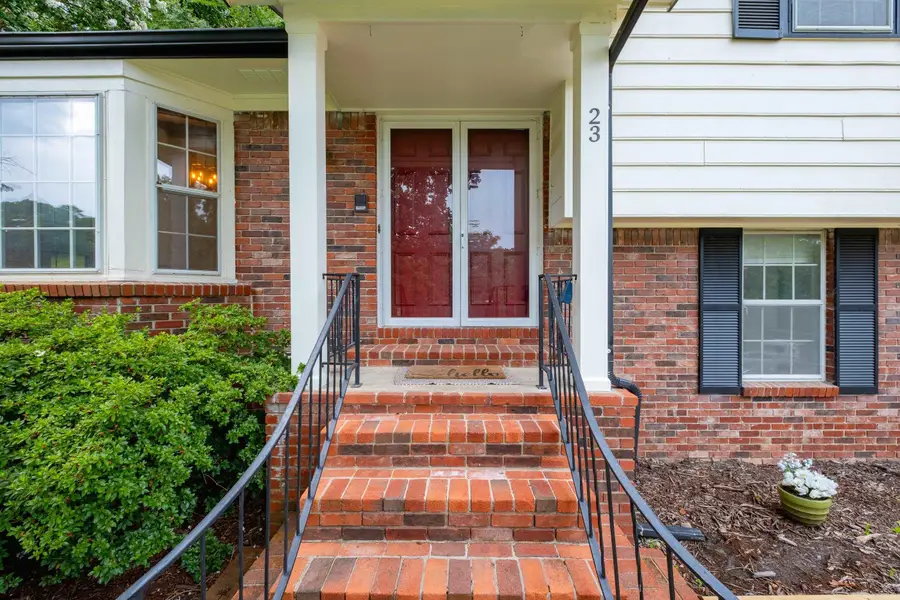 23 Inverness Cir, Little Rock, AR 72212 - Image #3