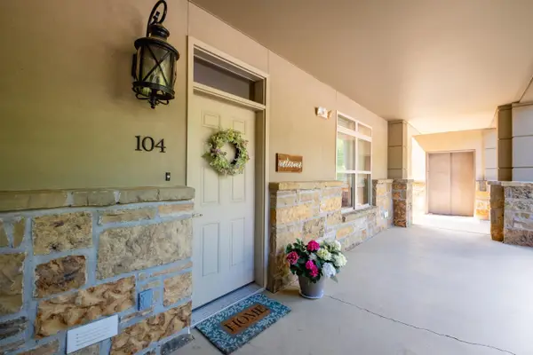 100 Vallon Lane #104, Little Rock, AR 72223