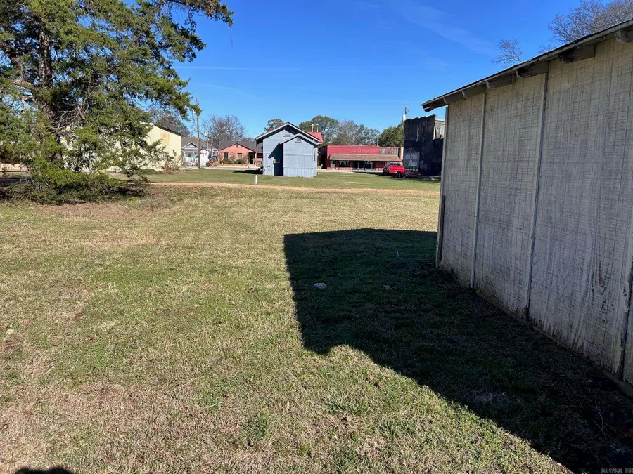 312 E Center Street, Mineral Springs, AR 71851 - Image #2