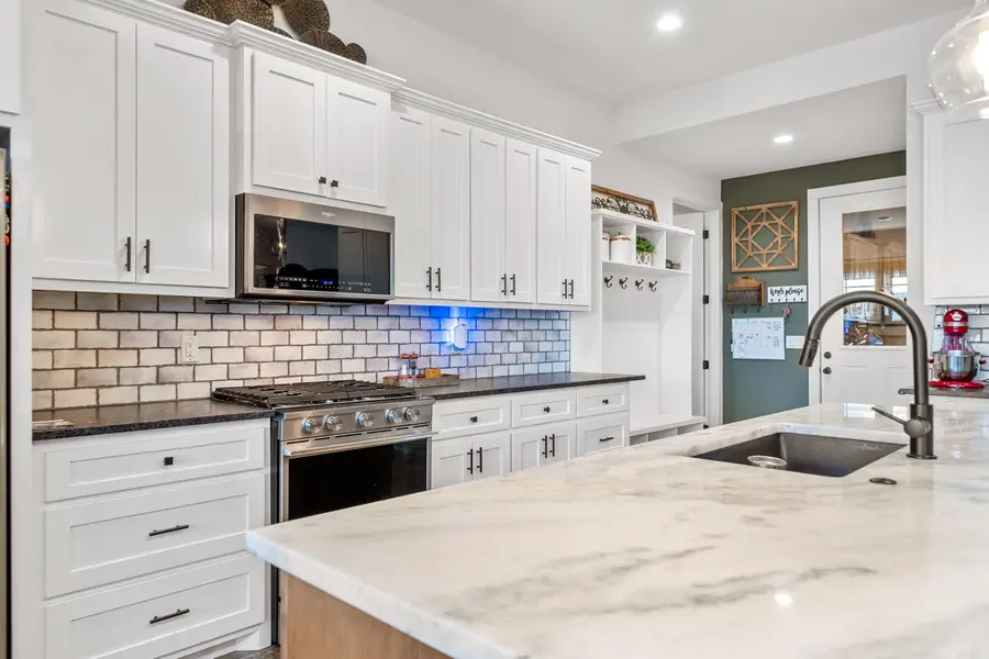 100 W Hawkview Place, Royal, AR 71968 - Image #3