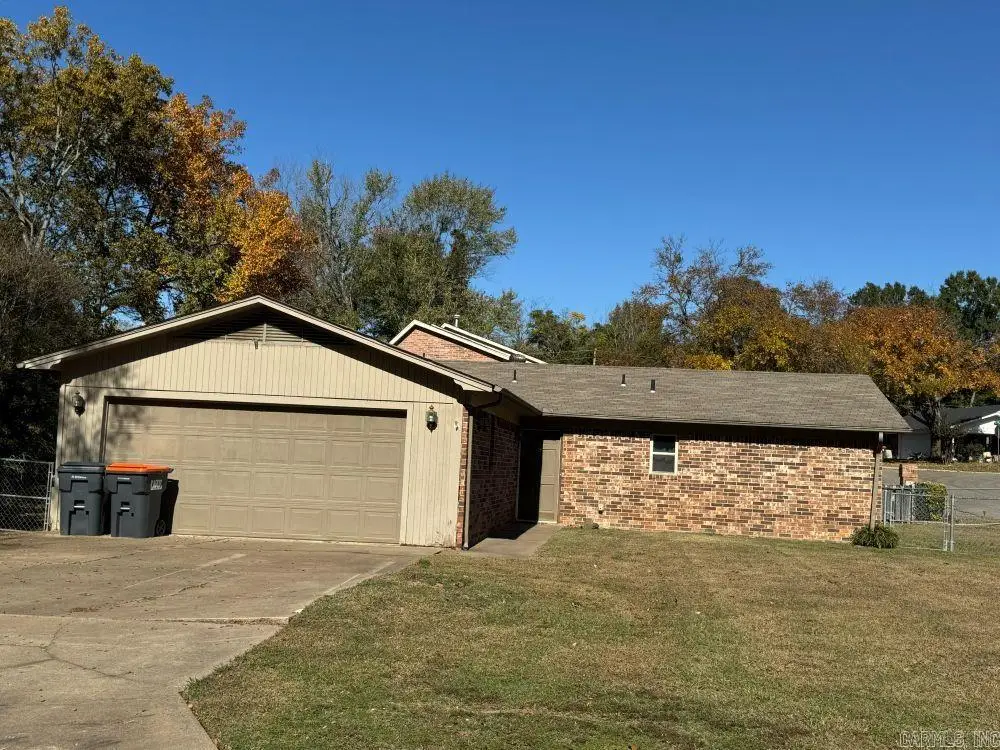 1000 W 17th Terrace, Russellville, AR 72801 - Image #1