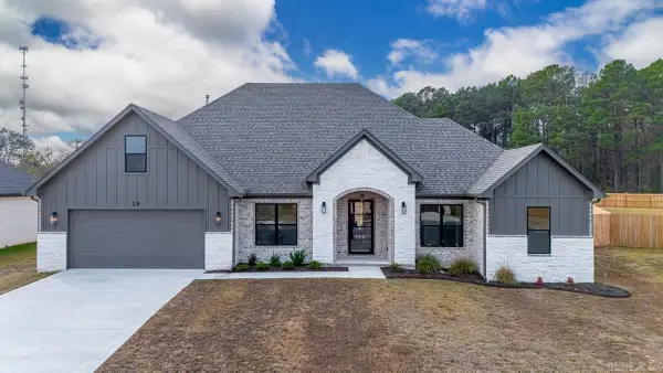 29 Calvados Court, Cabot, AR 72023