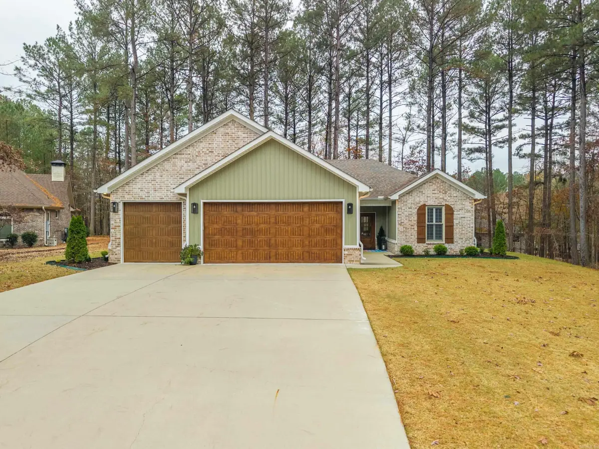 24 Gloria Drive, Hot Springs Village, AR 71909 - Image #1