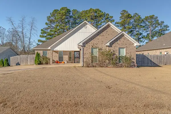 697 Old Bridger Road, Jonesboro, AR 72401