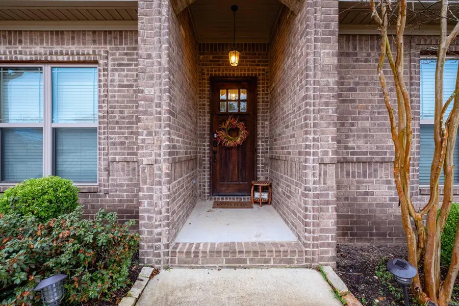 18905 Lochridge Drive, Little Rock, AR 72210 - Image #2