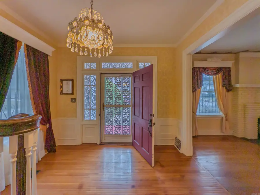 400 Fairfax Dr, Little Rock, AR 72205 - Image #2