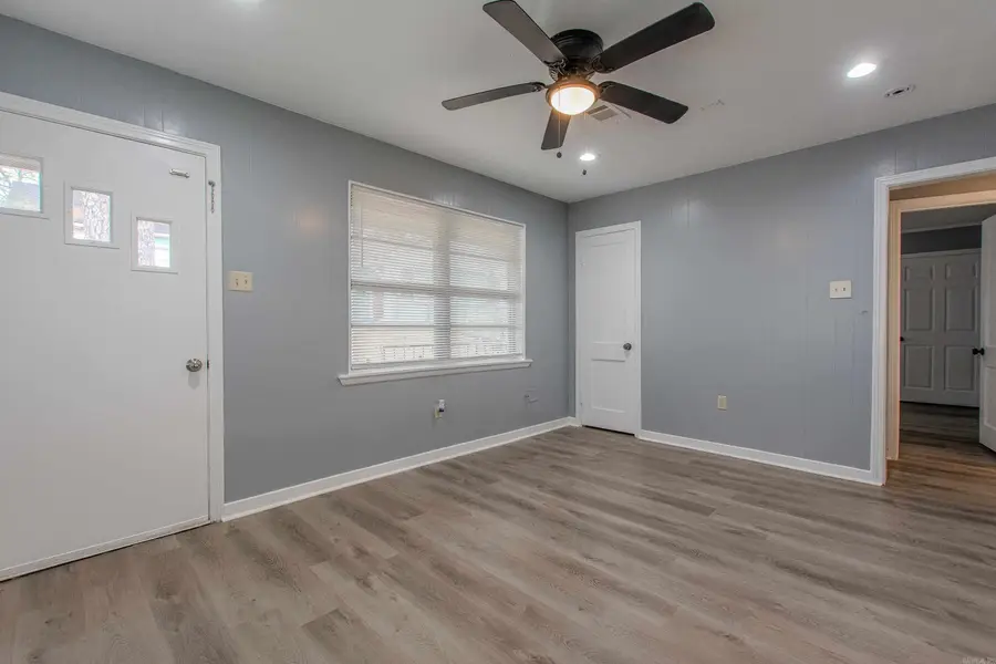 713 Oakwood Drive, Benton, AR 72015 - Image #3