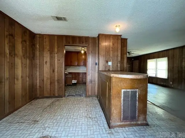 Address Withheld By Seller, Stuttgart, AR 72160 - Image #3