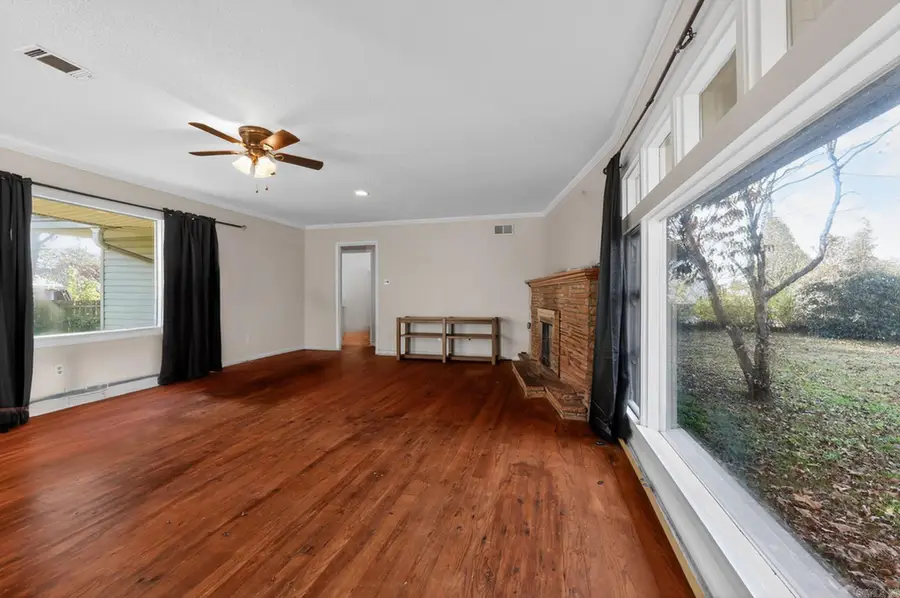 1122 N Waldron Road, Fort Smith, AR 72904 - Image #2