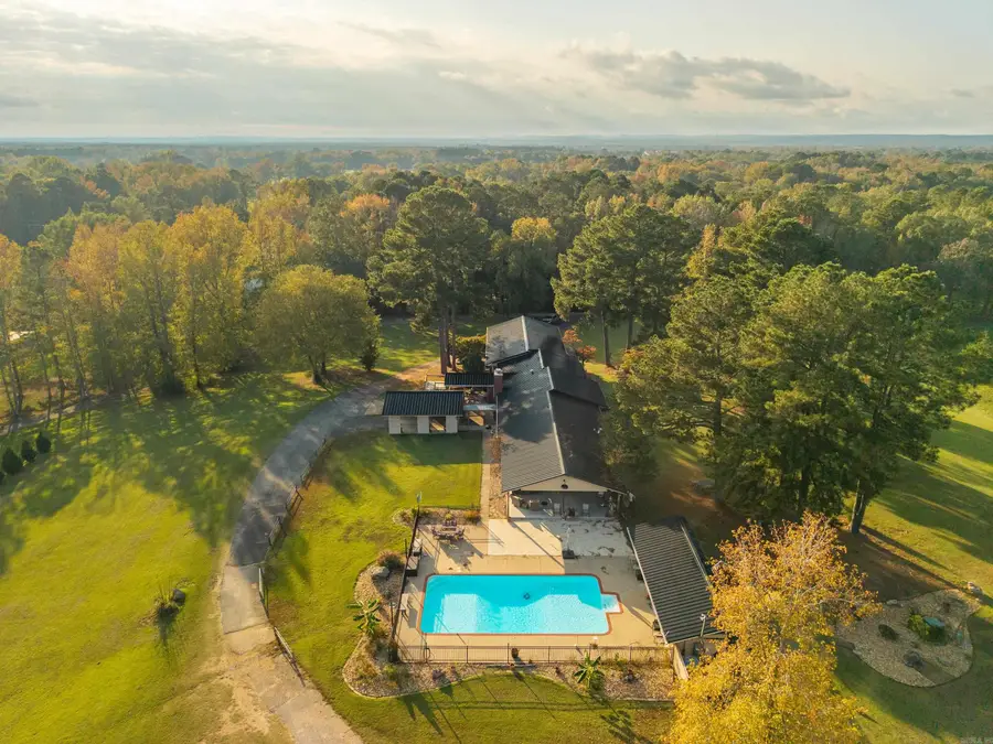 372 Coral Road, Malvern, AR 72104 - Image #2