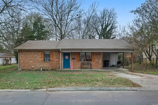 905 W Center Avenue, Searcy, AR 72143