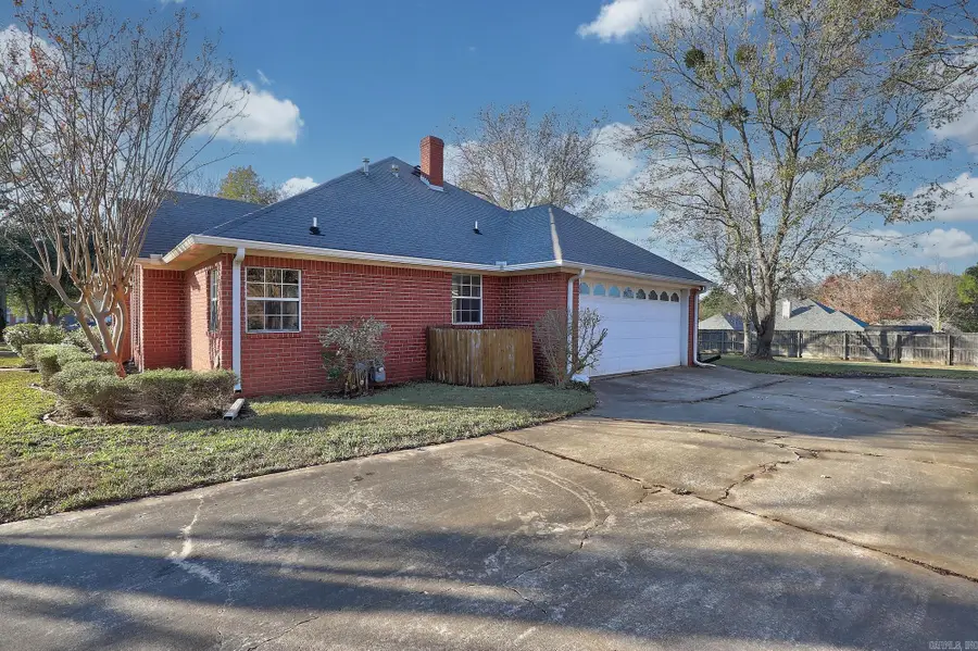 313 Rock Ridge Circle, Texarkana, AR 71854 - Image #2