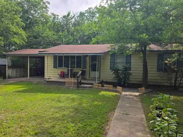 109 S Adams Street, Mena, AR 71953