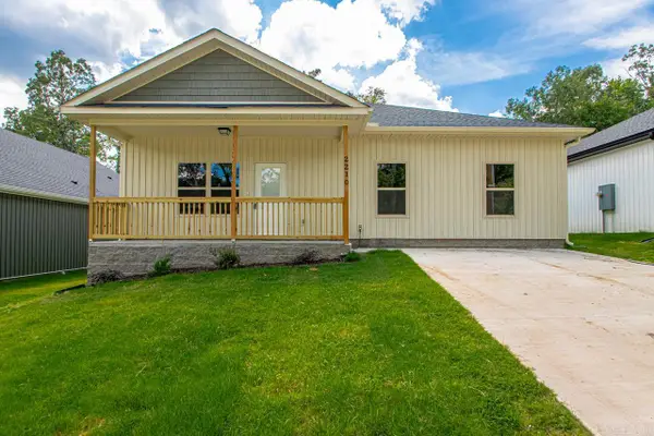 2210 Nichols Road, Little Rock, AR 72205