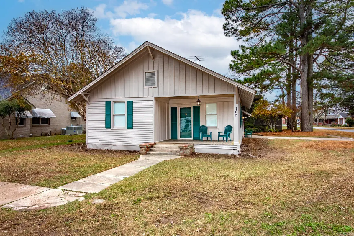 102 NE 5th Street, England, AR 72046 - Image #1