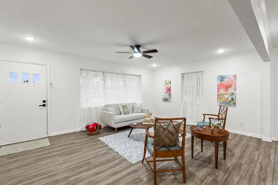 7 Brookfield Cove, Little Rock, AR 72205 - Image #3