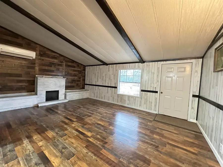 Address Withheld By Seller, Lonoke, AR 72086 - Image #3