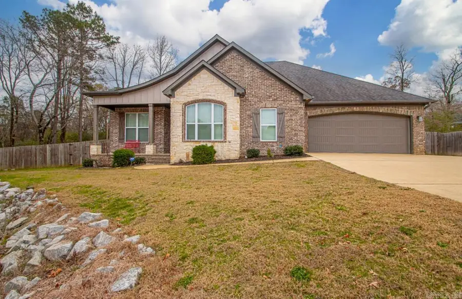 517 Creekside Cove, Bryant, AR 72022 - Image #2