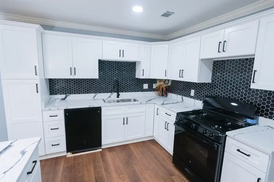 11309 Eric Lane, Little Rock, AR 72211 - Image #2