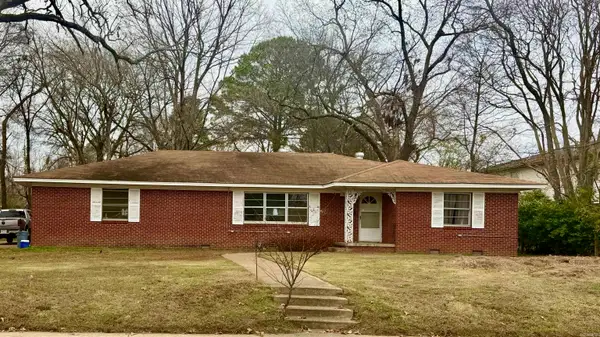 1311 Clifton Street, Conway, AR 72034