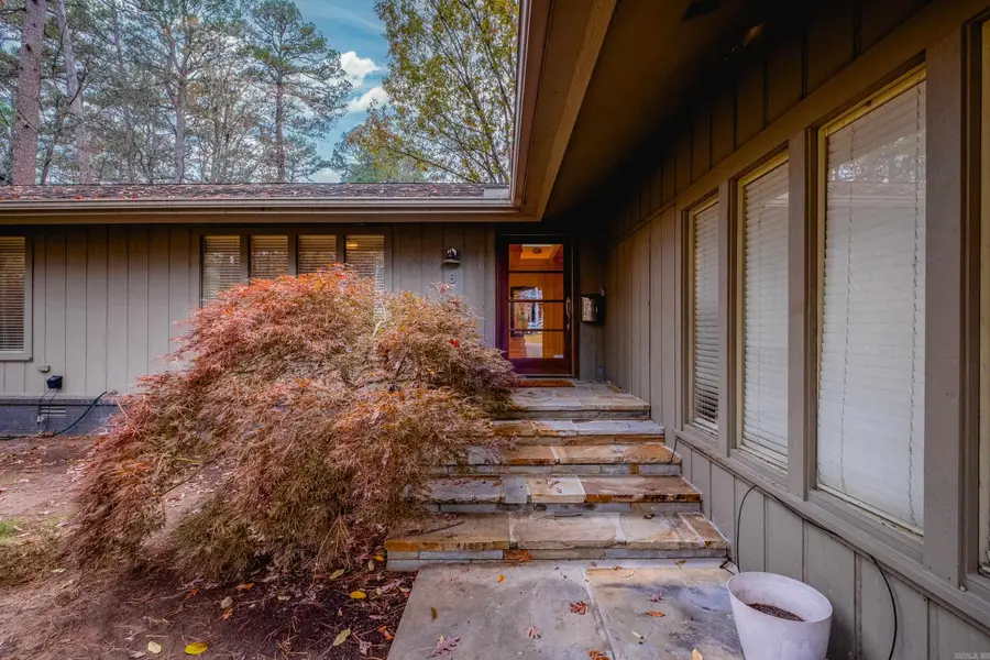 8 Racquet Court, Little Rock, AR 72227 - Image #3