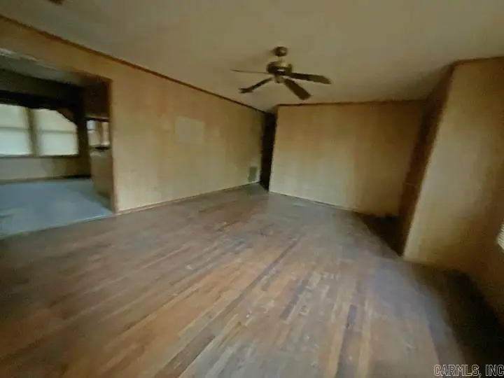 219 S Centre Street, De Kalb, TX 75559 - Image #3