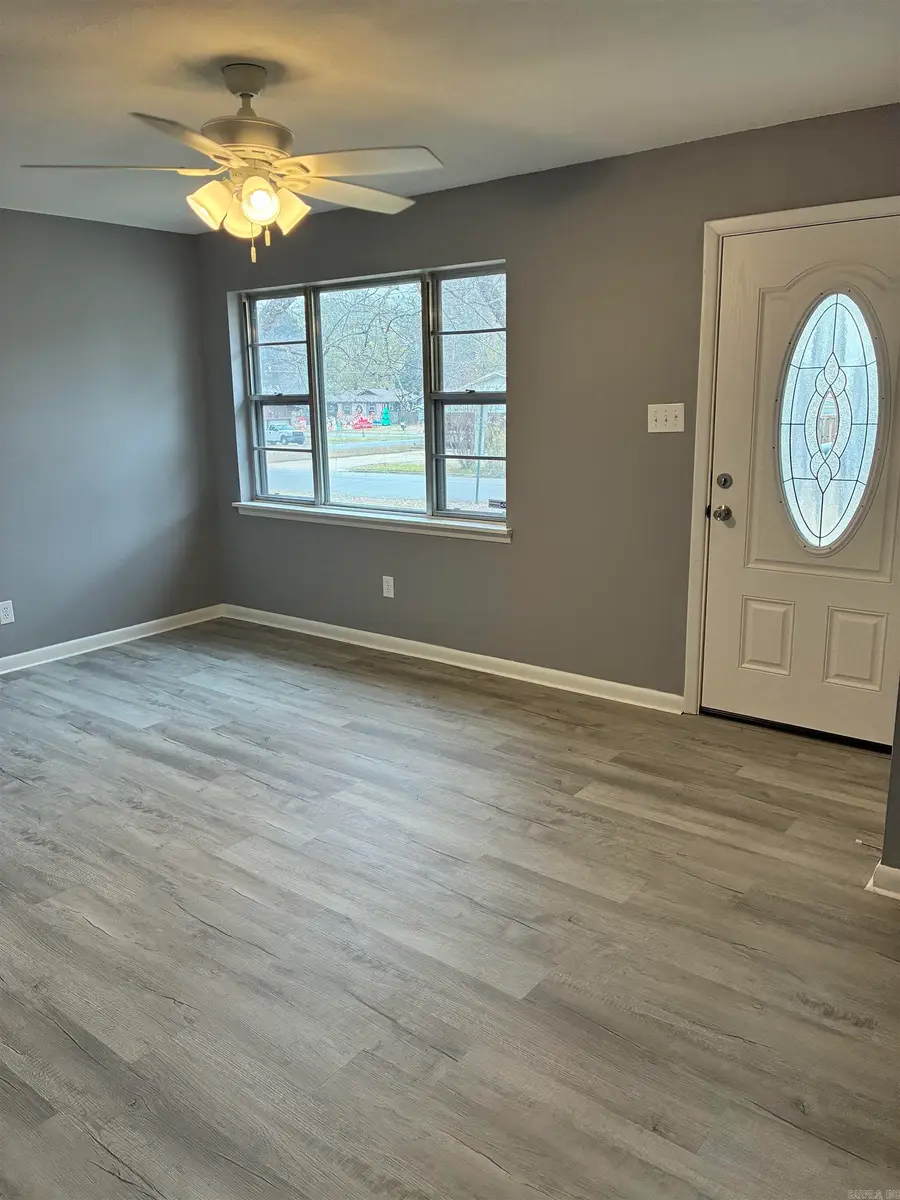 904 Lessel Drive, Jacksonville, AR 72076 - Image #3