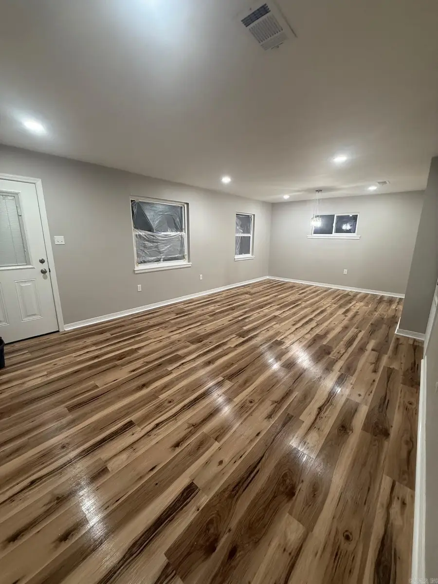 69 Purdue Circle, Little Rock, AR 72204 - Image #3