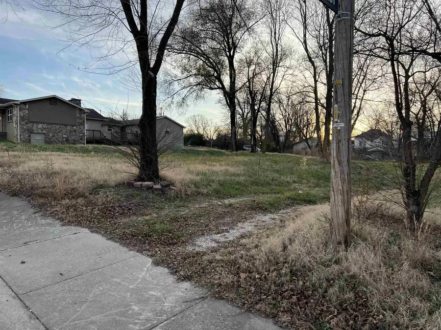 104 S Denver Street, Alpena, AR 72611 - Image #2