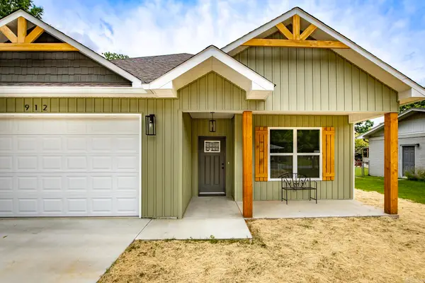 912 Lakeshore Drive, Heber Springs, AR 72543