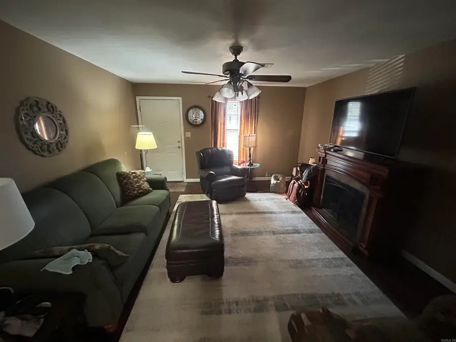 38 Hartwell Circle, Searcy, AR 72143 - Image #2