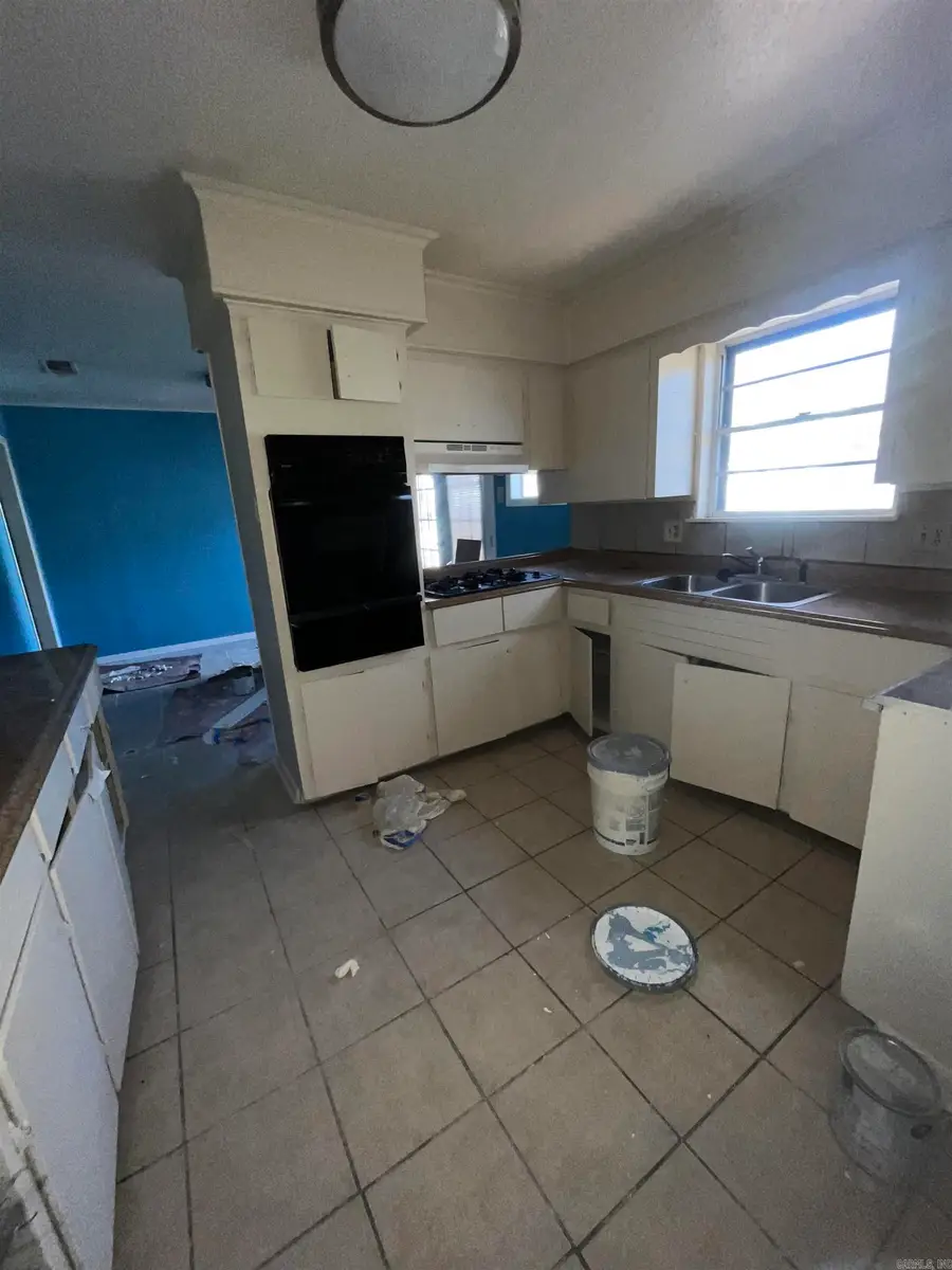 10021 Carrie Lane, Little Rock, AR 72209 - Image #3