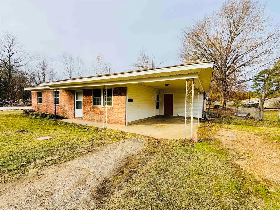 907 Seahorn Street, Gurdon, AR 71743 - Image #3