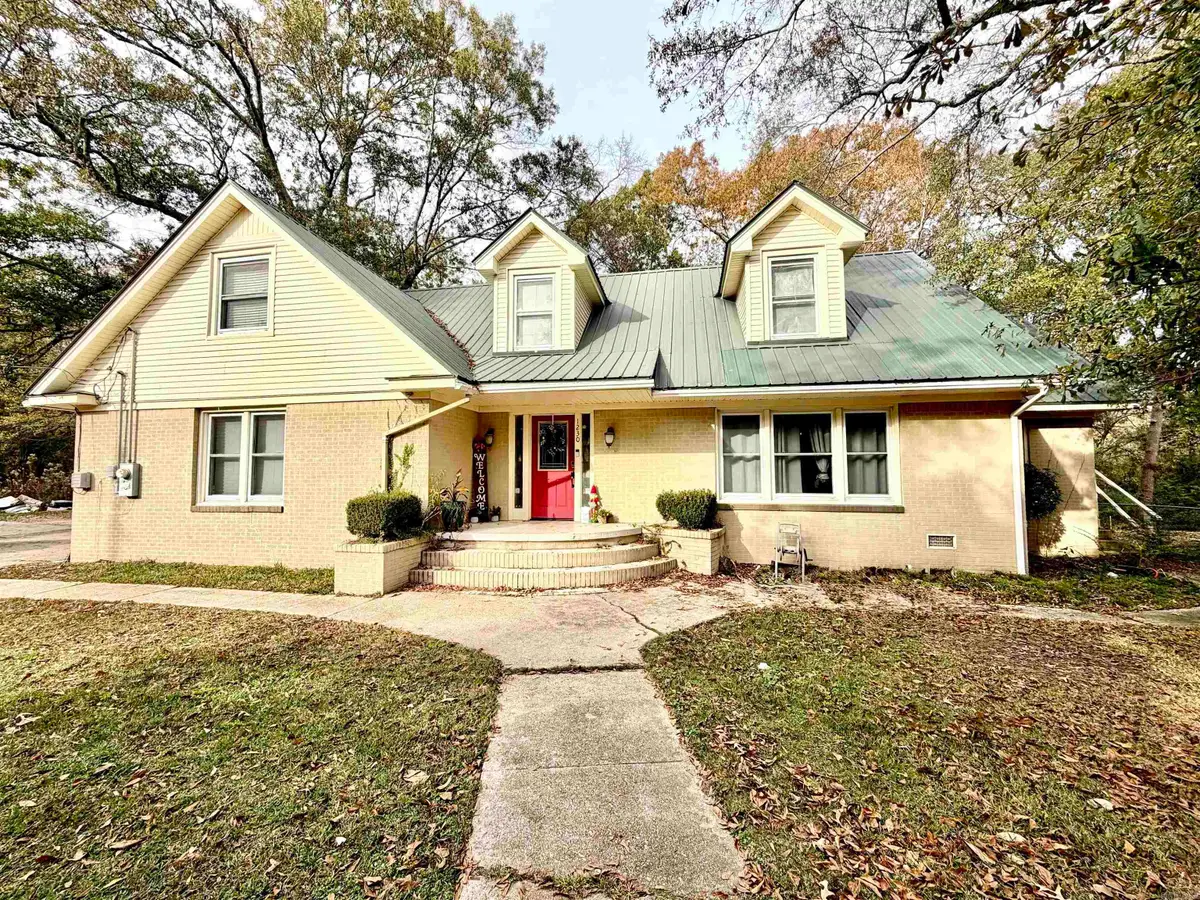 1230 Mount Holly Rd, El Dorado, AR 71730 - Image #1