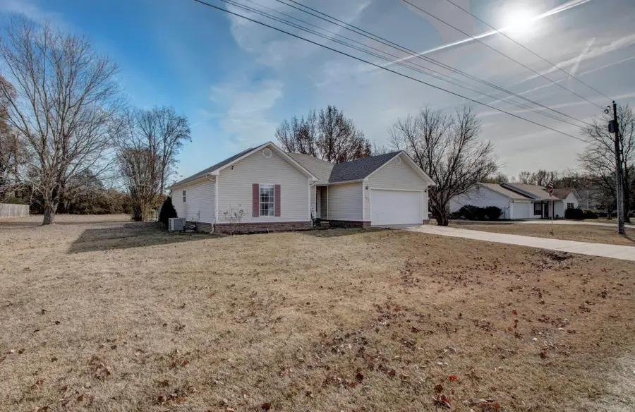 385 Pearl Stone Drive, Lonoke, AR 72086 - Image #2