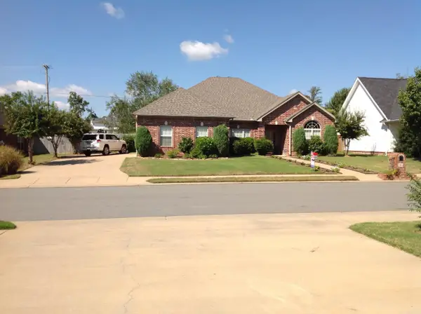 3211 Moonlighting Place, Bryant, AR 72022