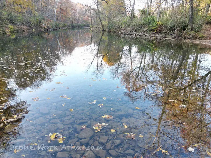 Address Withheld By Seller, Leslie, AR 72645 - Image #2