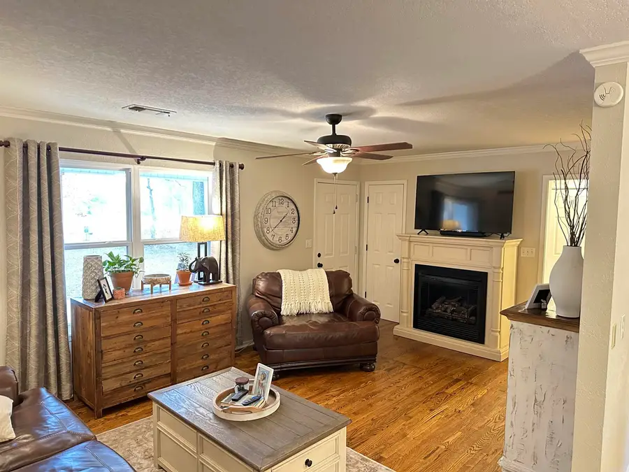 159 Red Oak Street, Malvern, AR 72104 - #3